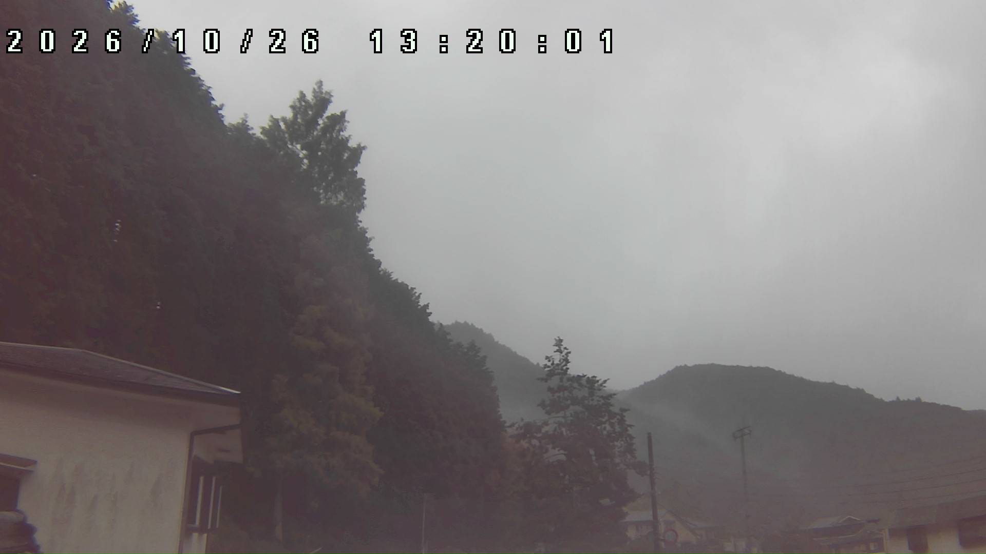 2026年10月26日 13:20ごろの金剛山登山口周辺の空