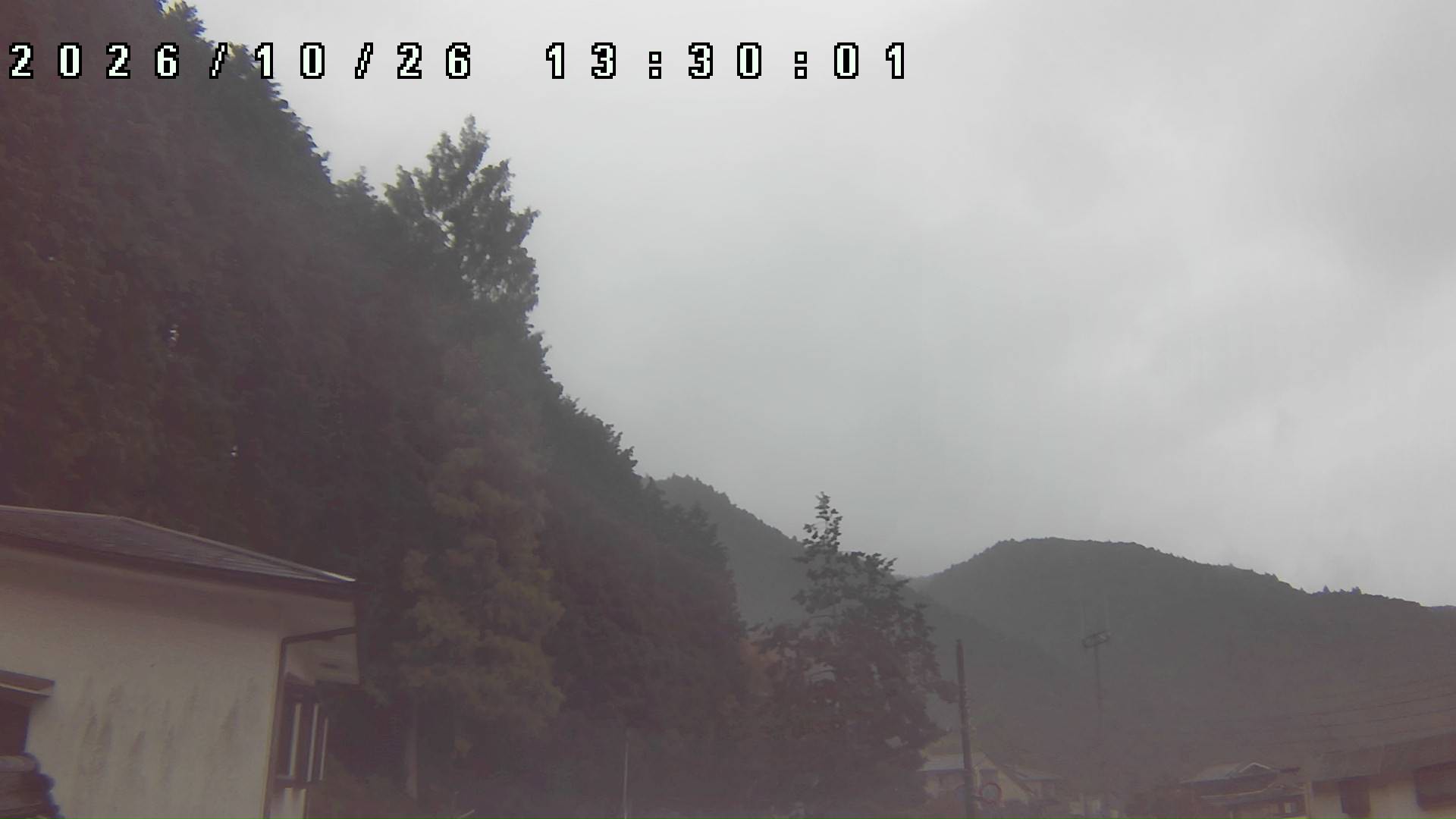 2026年10月26日 13:30ごろの金剛山登山口周辺の空