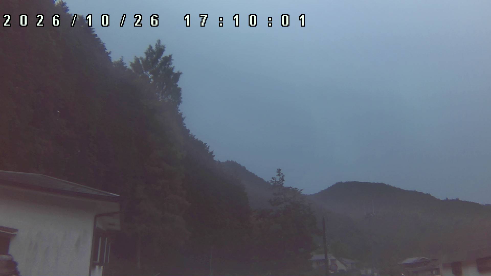 2026年10月26日 17:10ごろの金剛山登山口周辺の空
