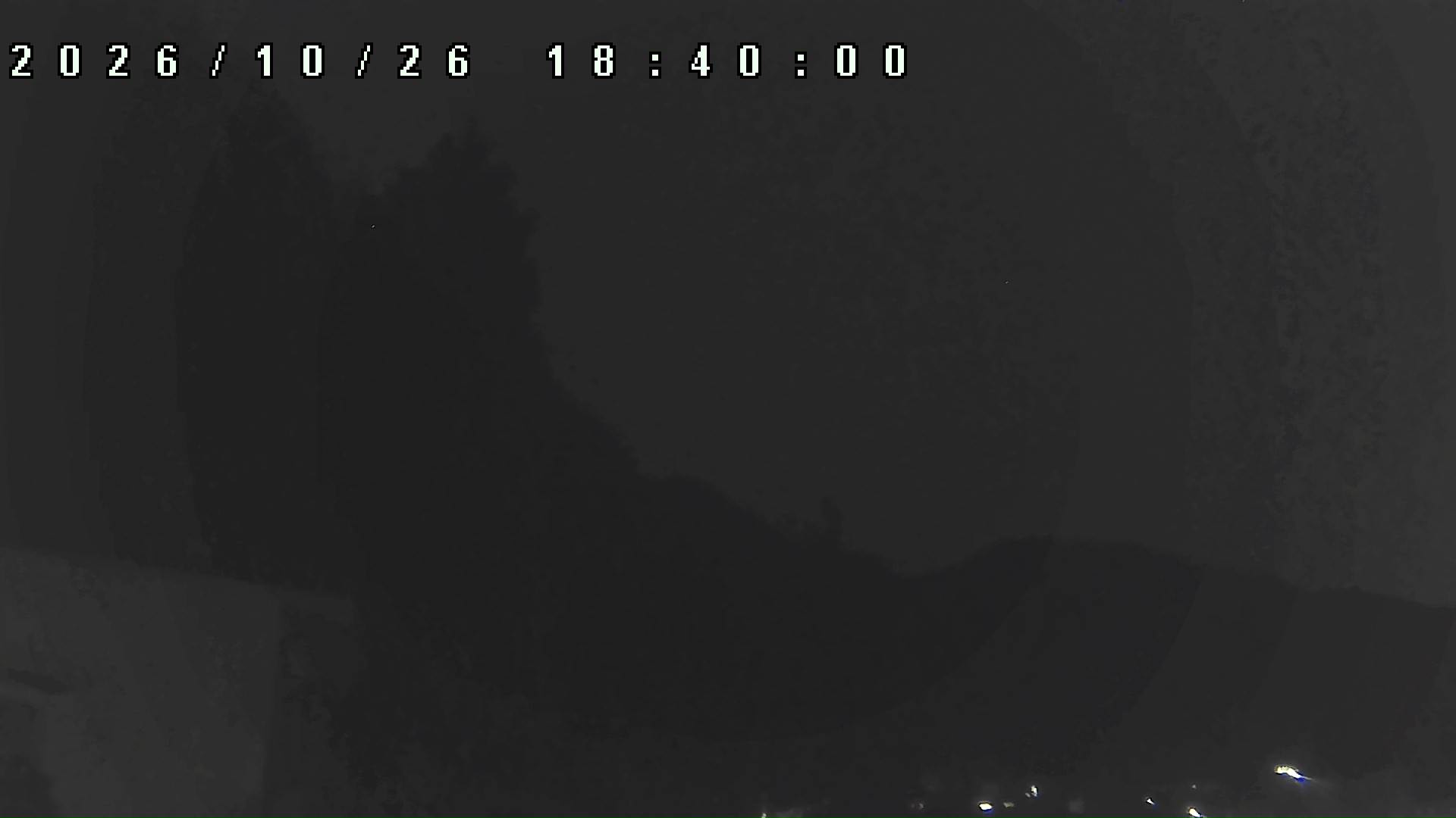 2026年10月26日 18:40ごろの金剛山登山口周辺の空