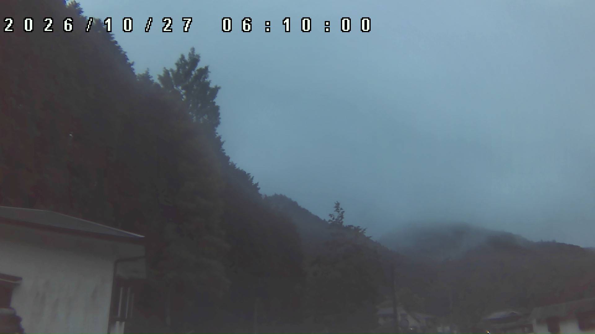 2026年10月27日 06:10ごろの金剛山登山口周辺の空
