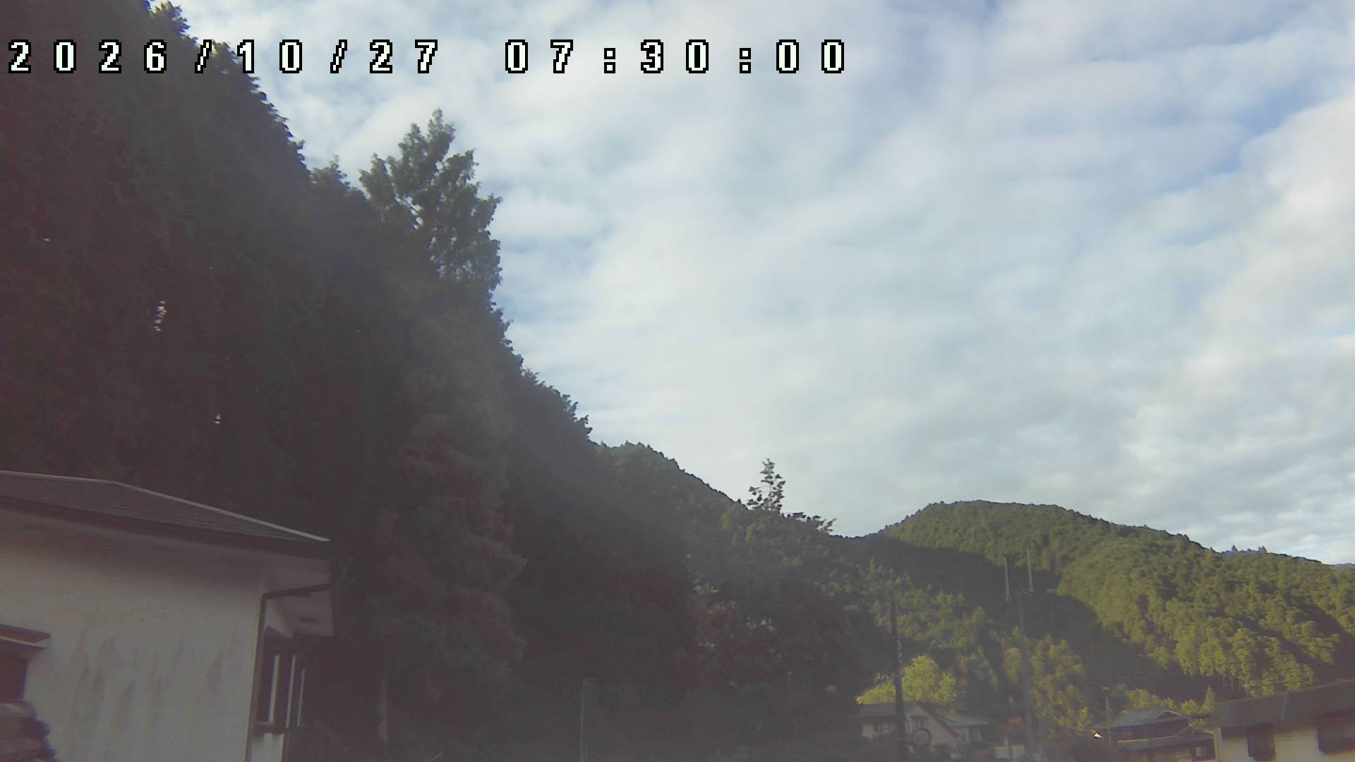 2026年10月27日 07:30ごろの金剛山登山口周辺の空