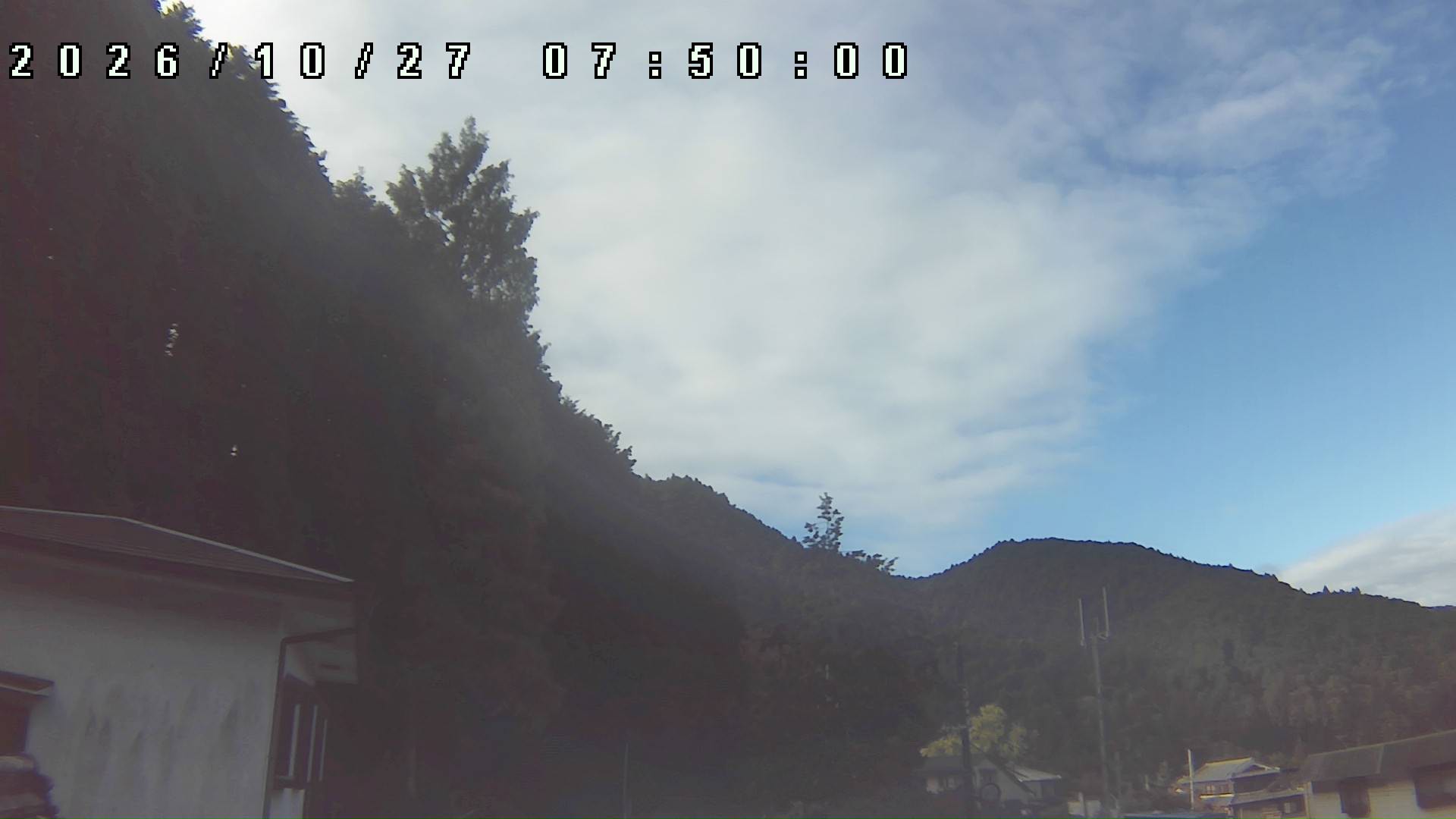 2026年10月27日 07:50ごろの金剛山登山口周辺の空