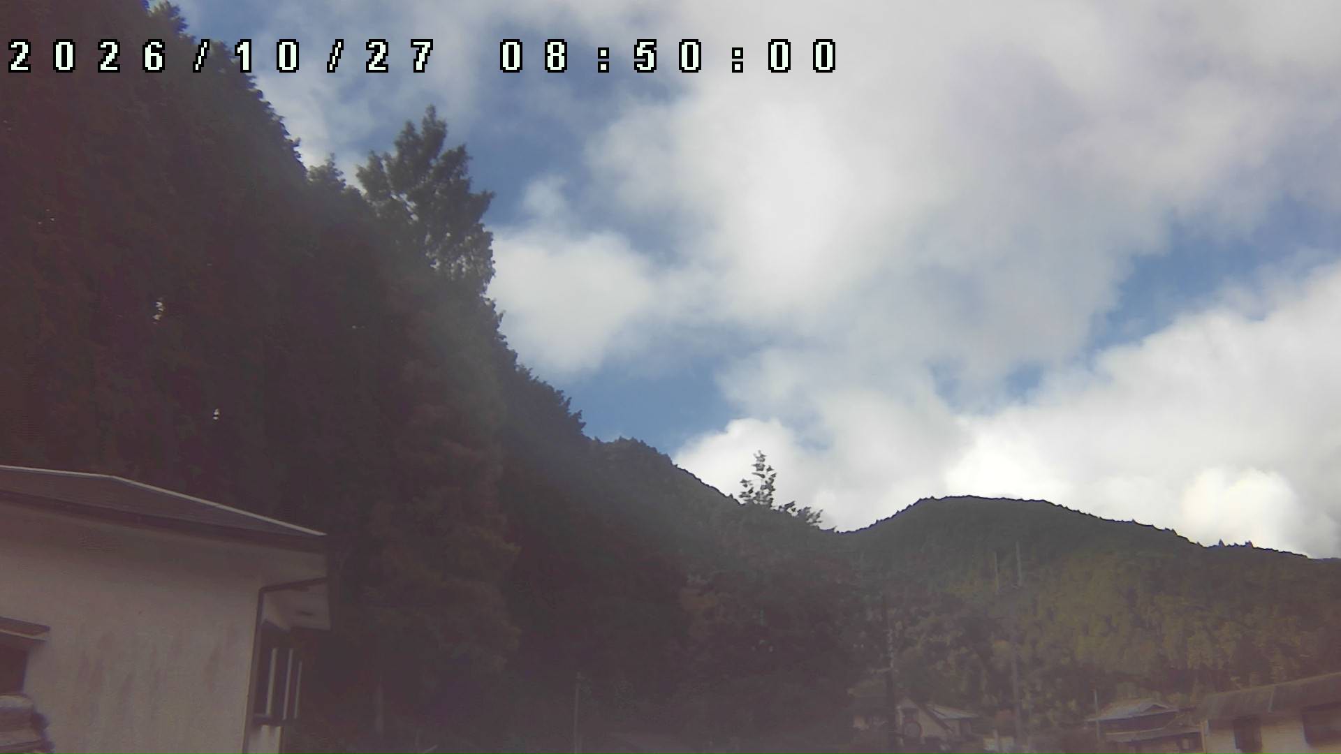 2026年10月27日 08:50ごろの金剛山登山口周辺の空