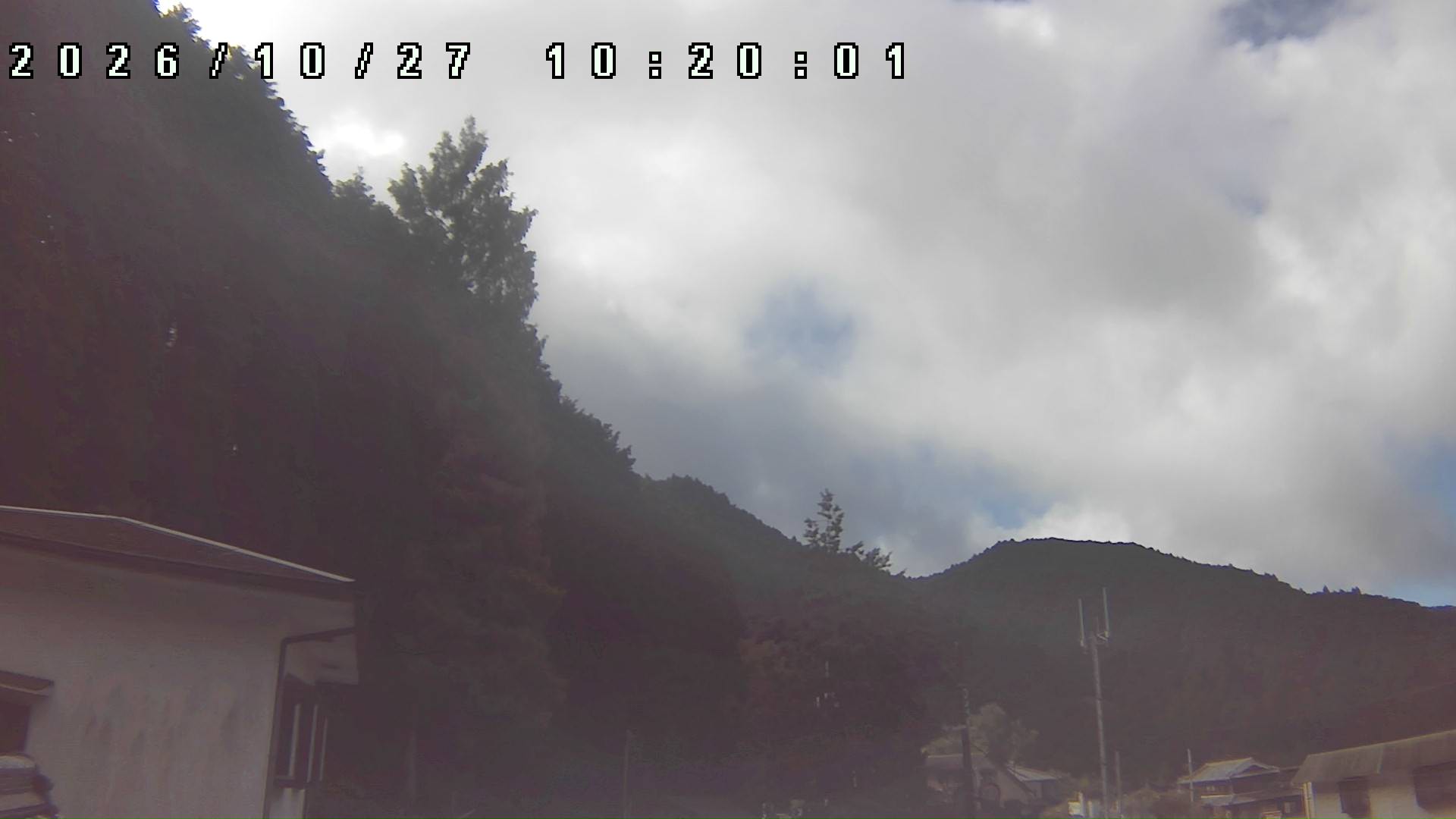 2026年10月27日 10:20ごろの金剛山登山口周辺の空