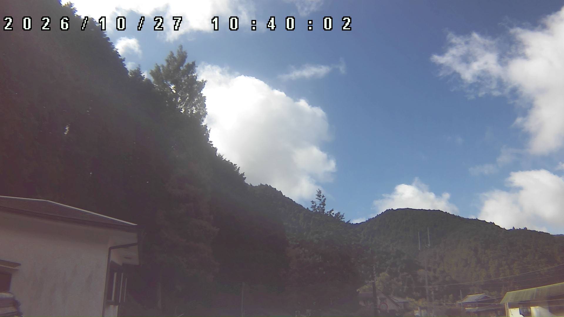 2026年10月27日 10:40ごろの金剛山登山口周辺の空