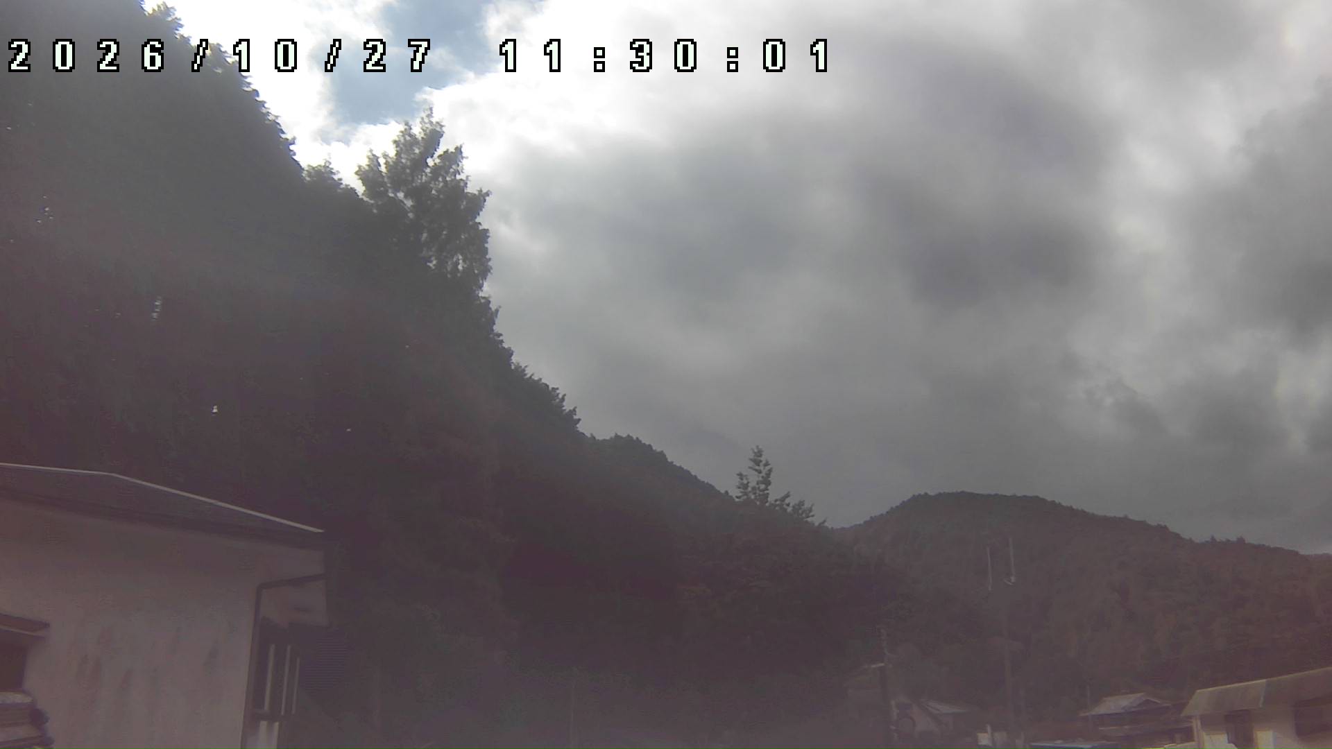 2026年10月27日 11:30ごろの金剛山登山口周辺の空