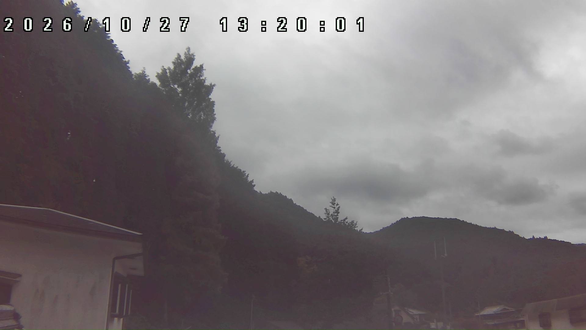 2026年10月27日 13:20ごろの金剛山登山口周辺の空
