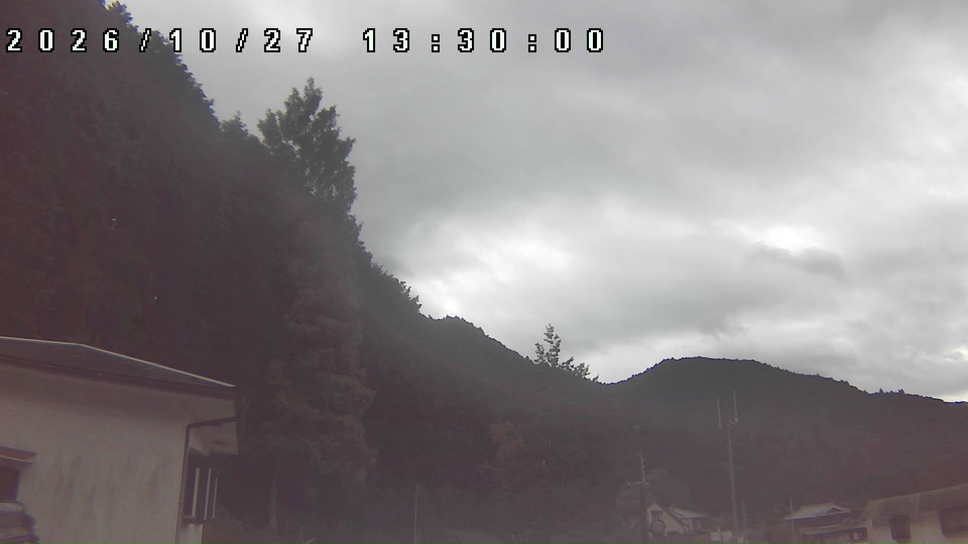 2026年10月27日 13:30ごろの金剛山登山口周辺の空