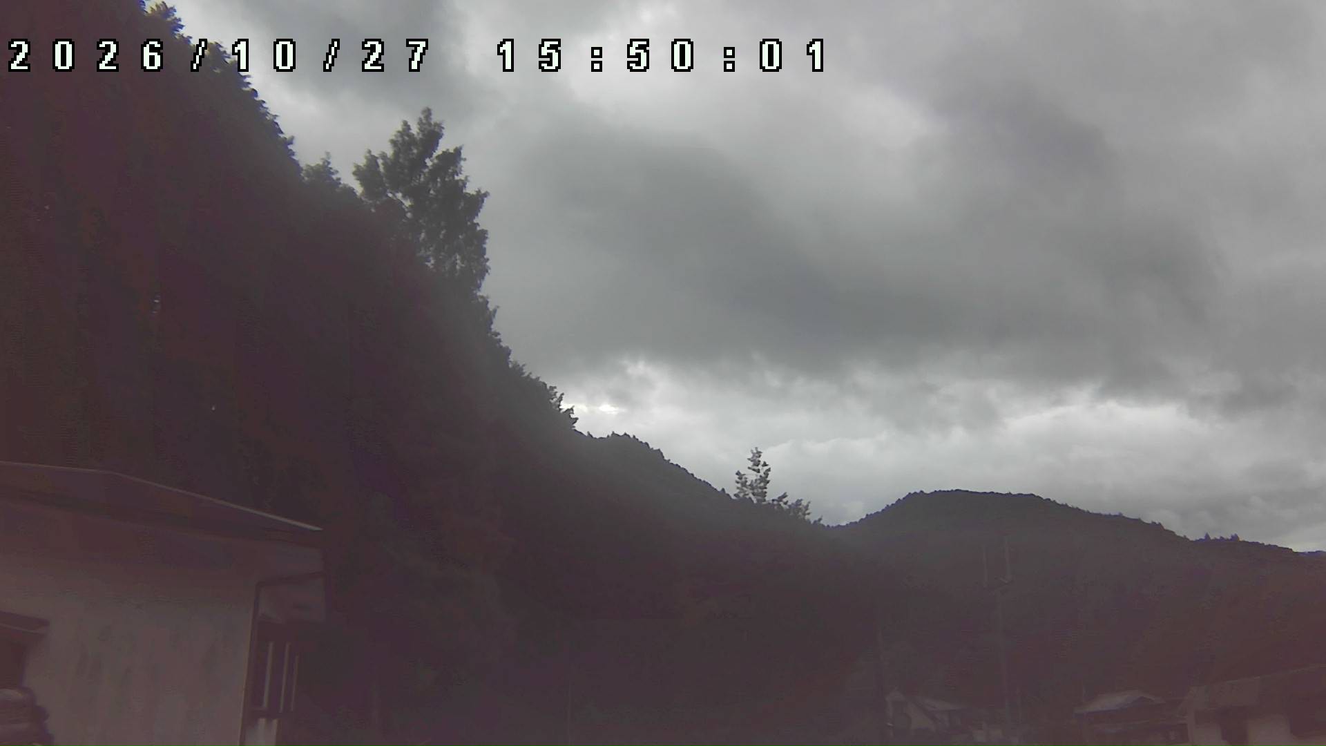 2026年10月27日 15:50ごろの金剛山登山口周辺の空