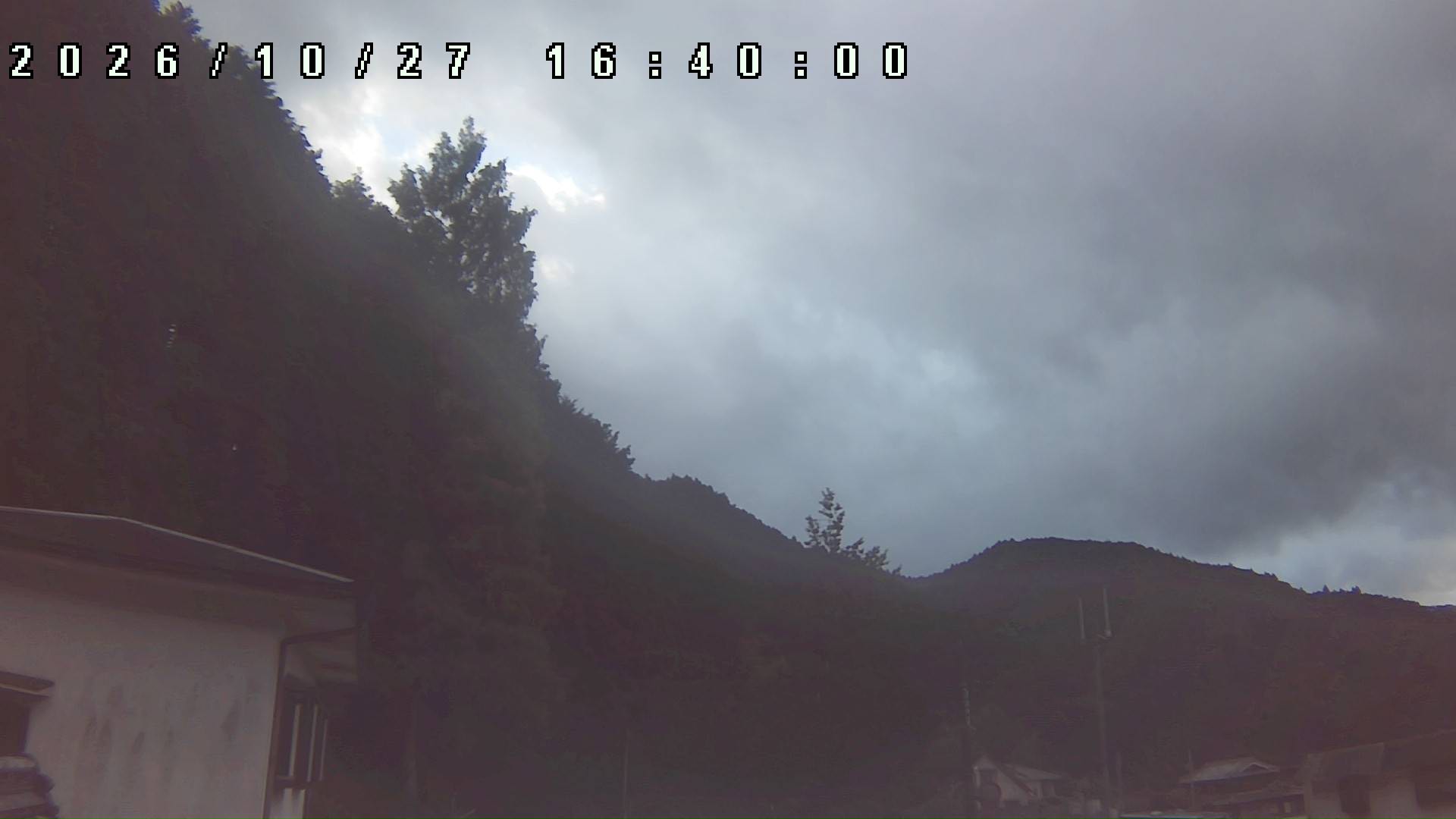 2026年10月27日 16:40ごろの金剛山登山口周辺の空