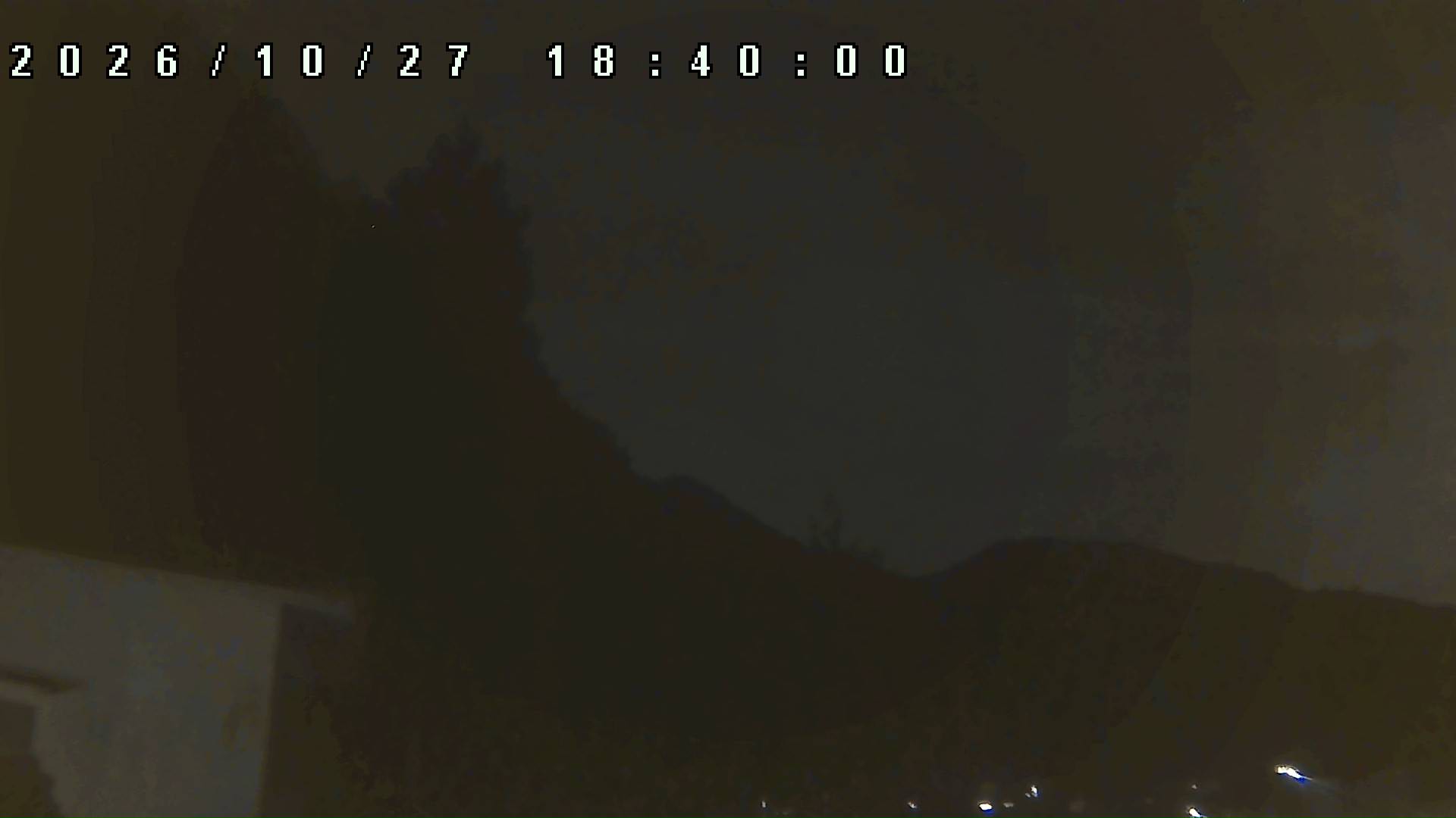 2026年10月27日 18:40ごろの金剛山登山口周辺の空