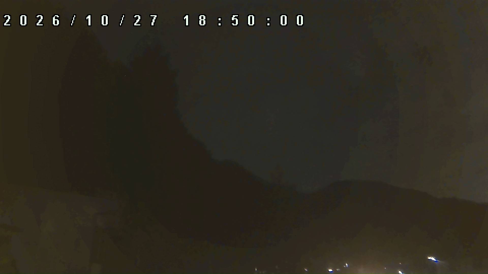 2026年10月27日 18:50ごろの金剛山登山口周辺の空