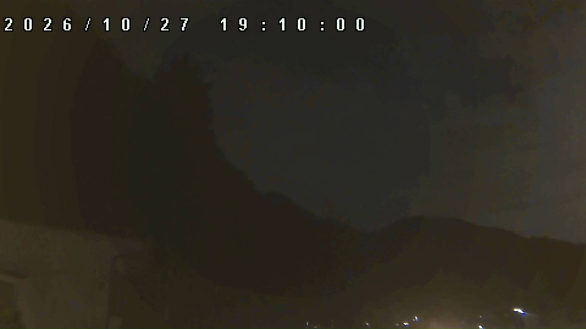 2026年10月27日 19:10ごろの金剛山登山口周辺の空