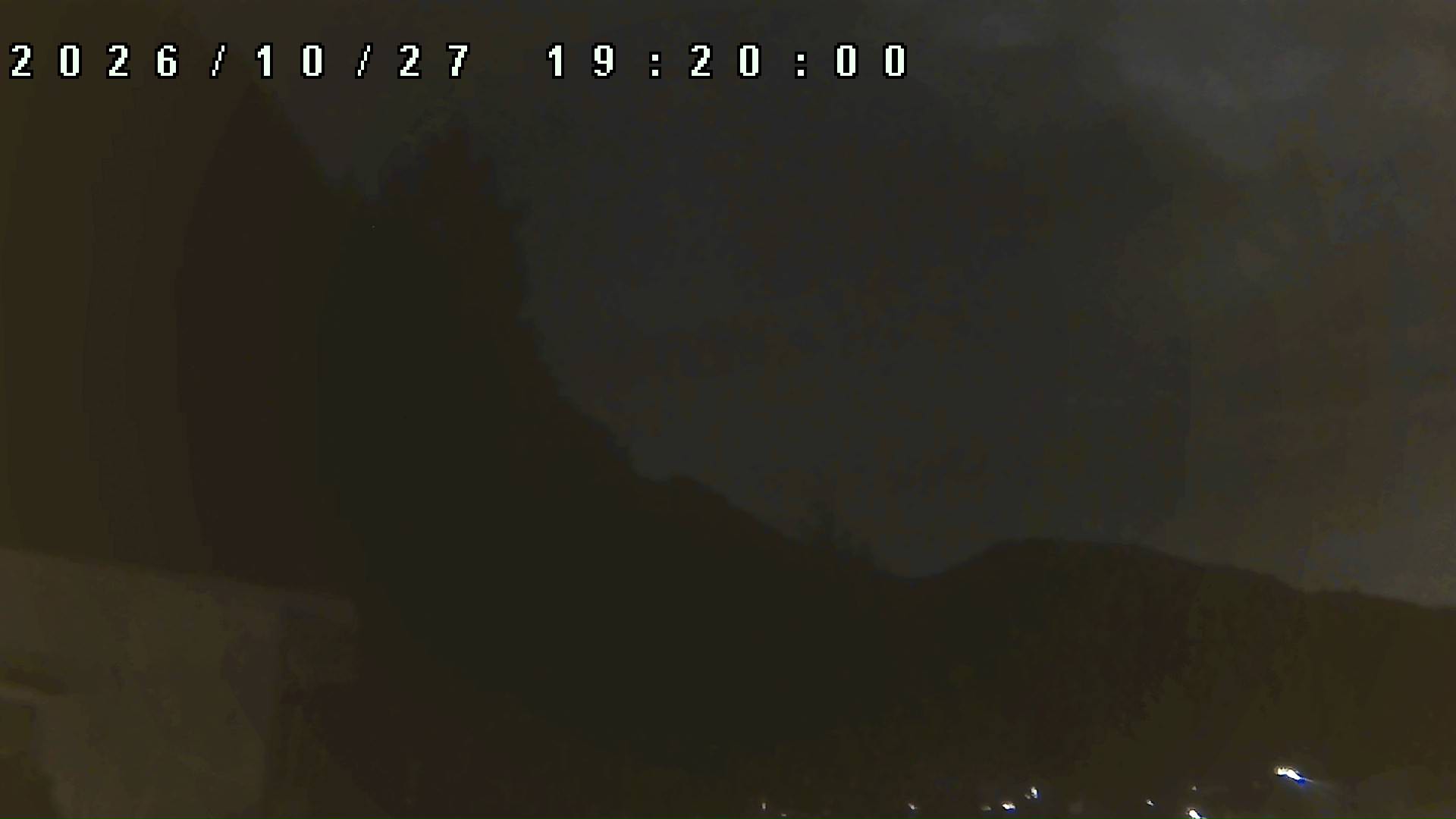 2026年10月27日 19:20ごろの金剛山登山口周辺の空