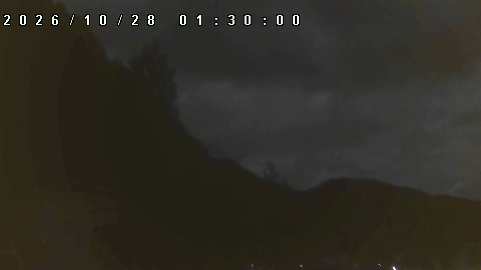 2026年10月28日 01:30ごろの金剛山登山口周辺の空