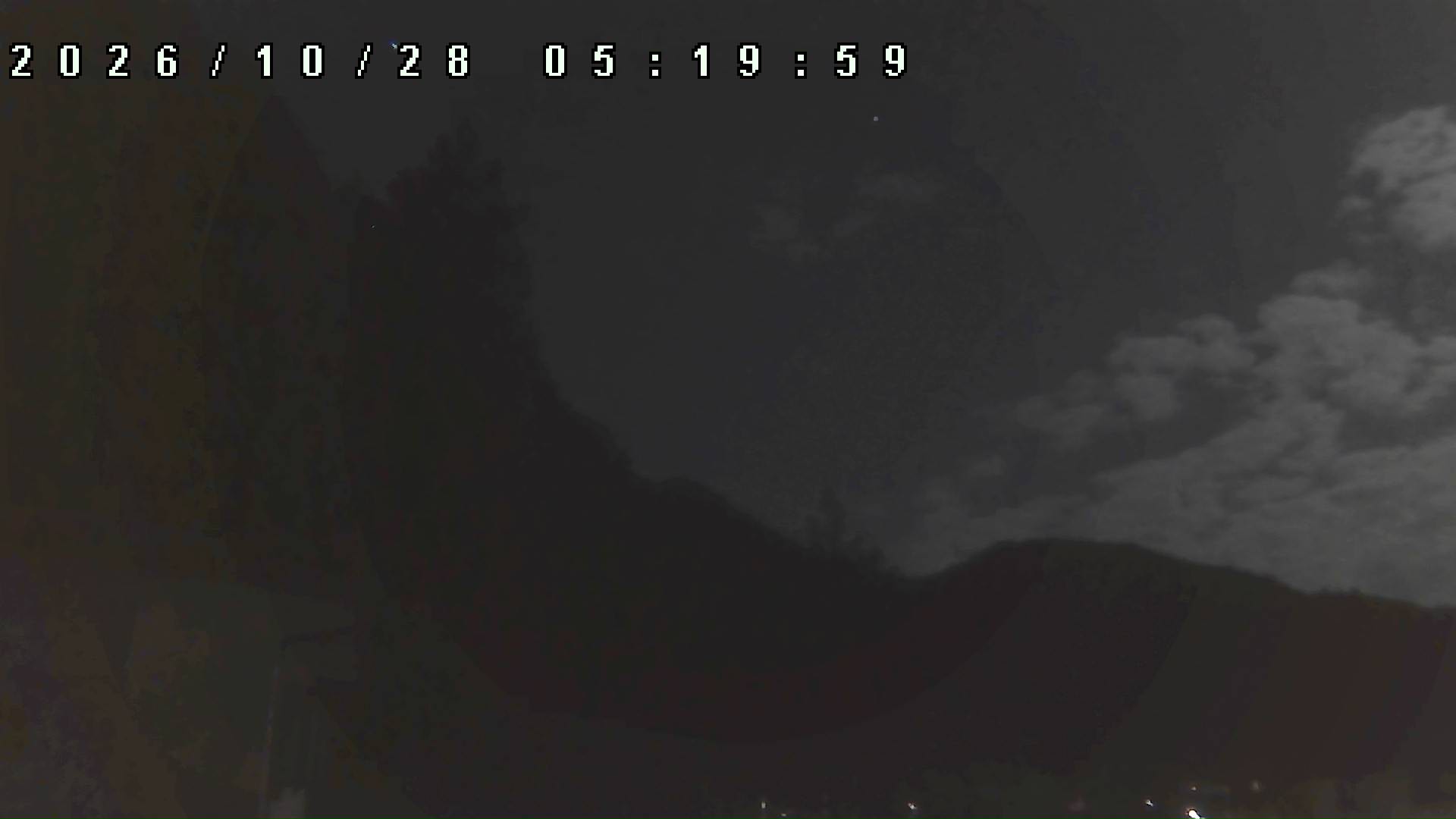 2026年10月28日 05:20ごろの金剛山登山口周辺の空