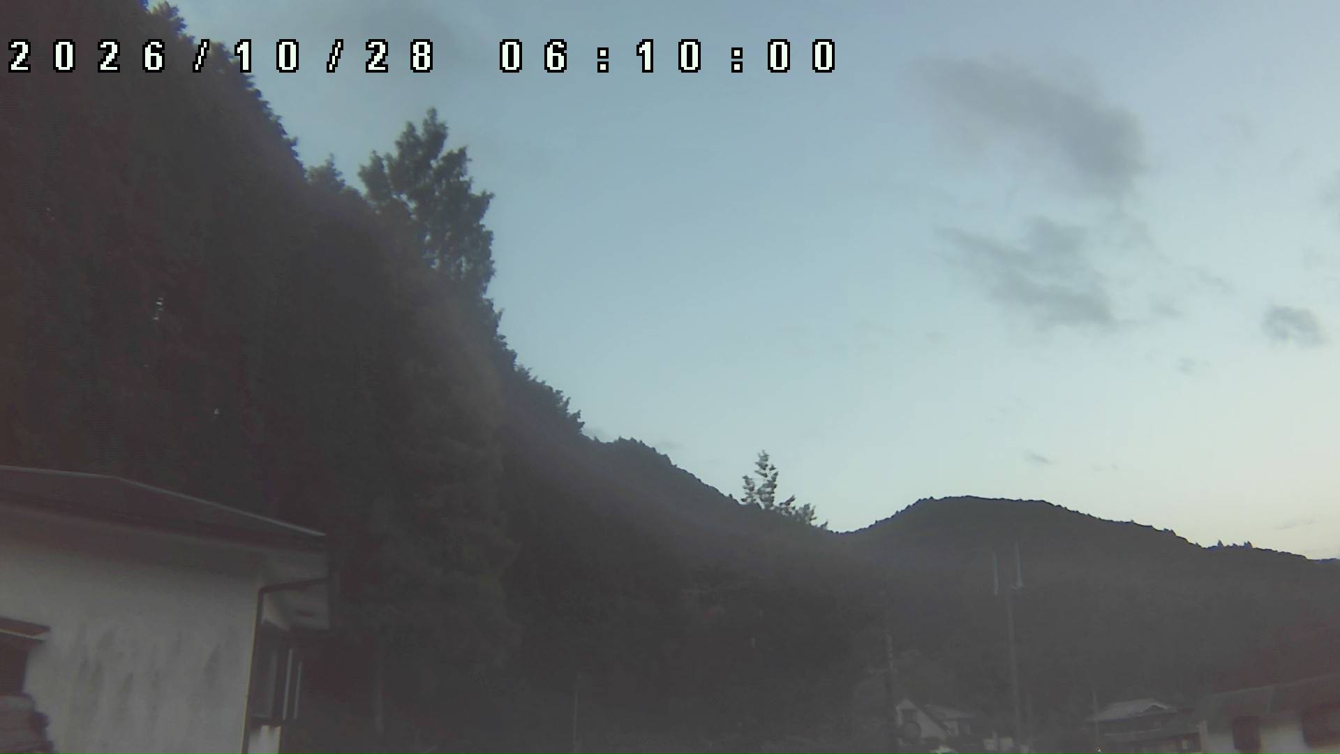 2026年10月28日 06:10ごろの金剛山登山口周辺の空