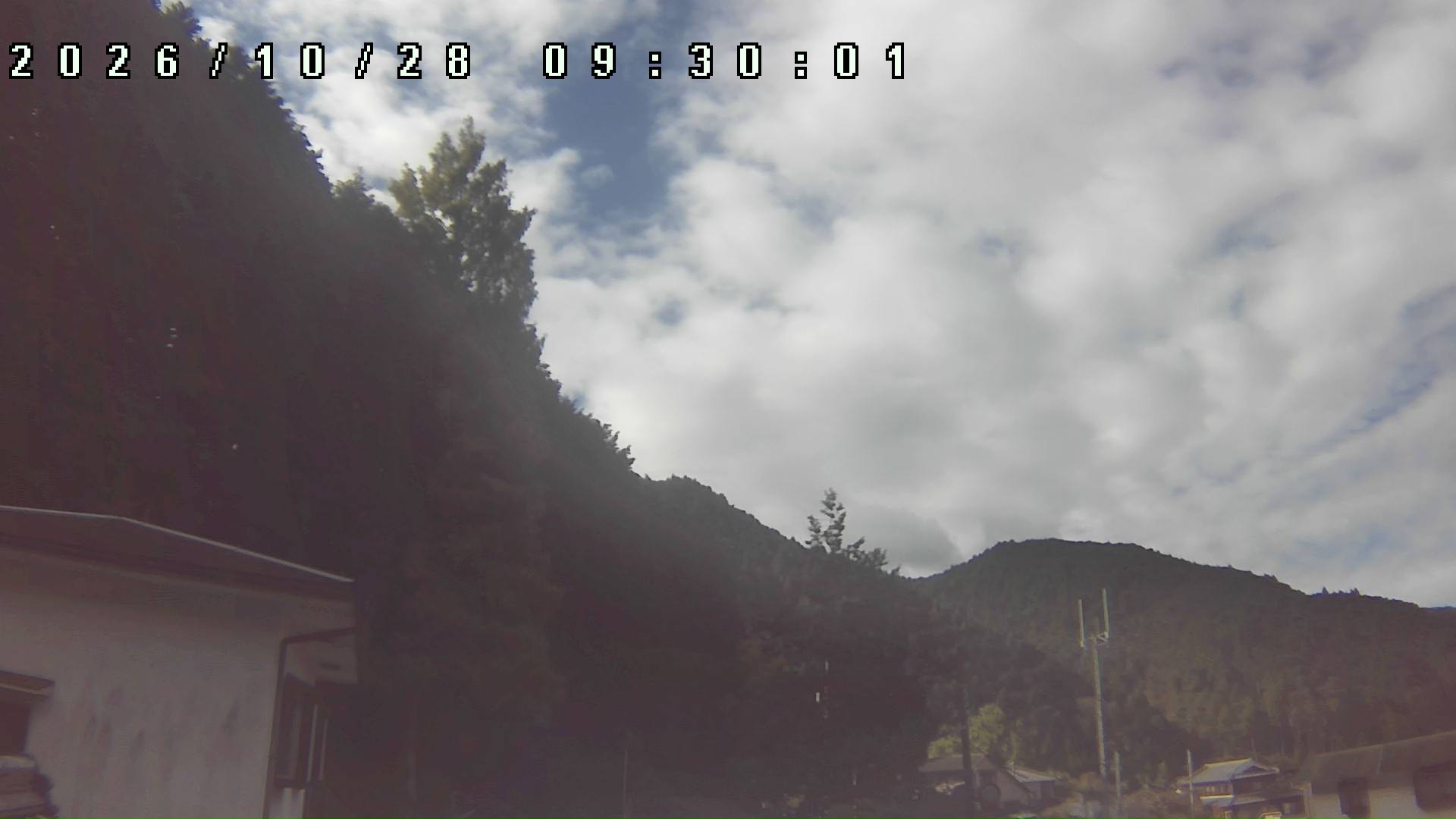 2026年10月28日 09:30ごろの金剛山登山口周辺の空