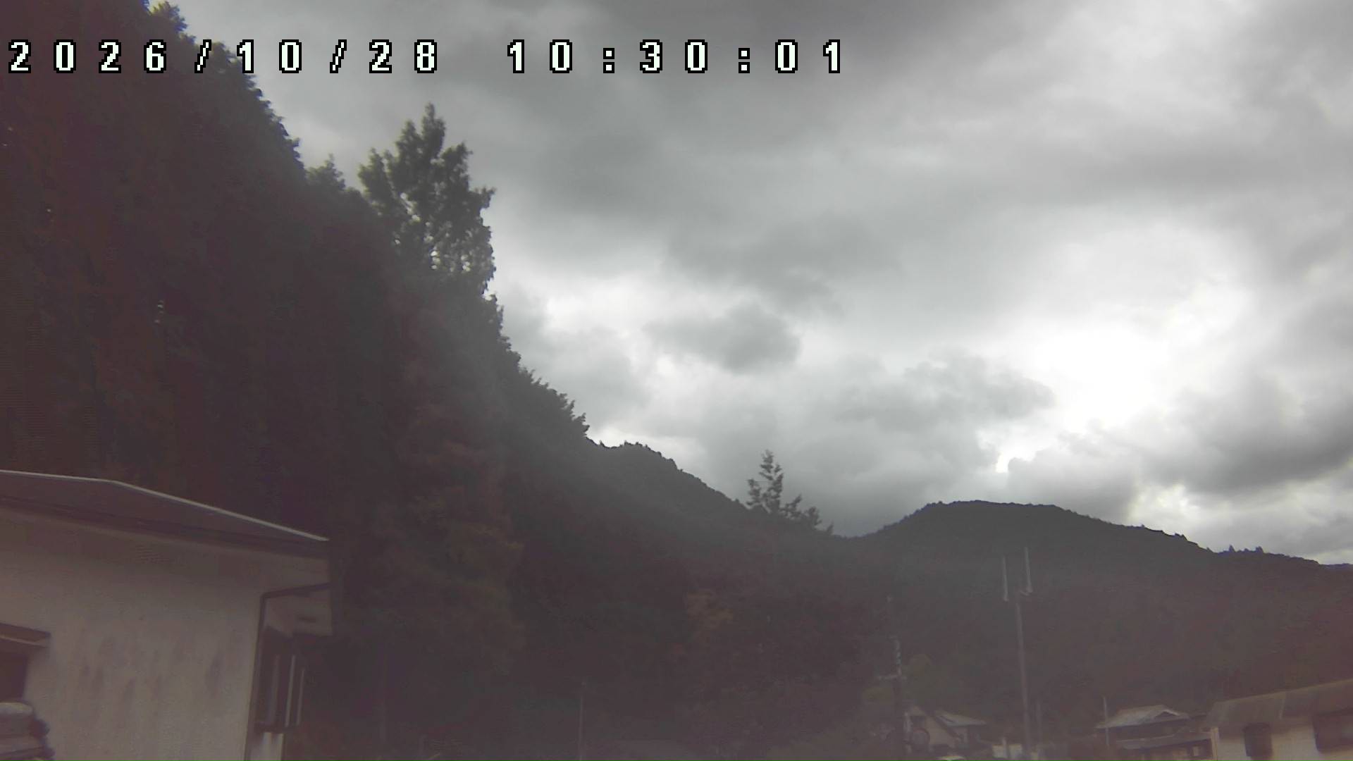 2026年10月28日 10:30ごろの金剛山登山口周辺の空