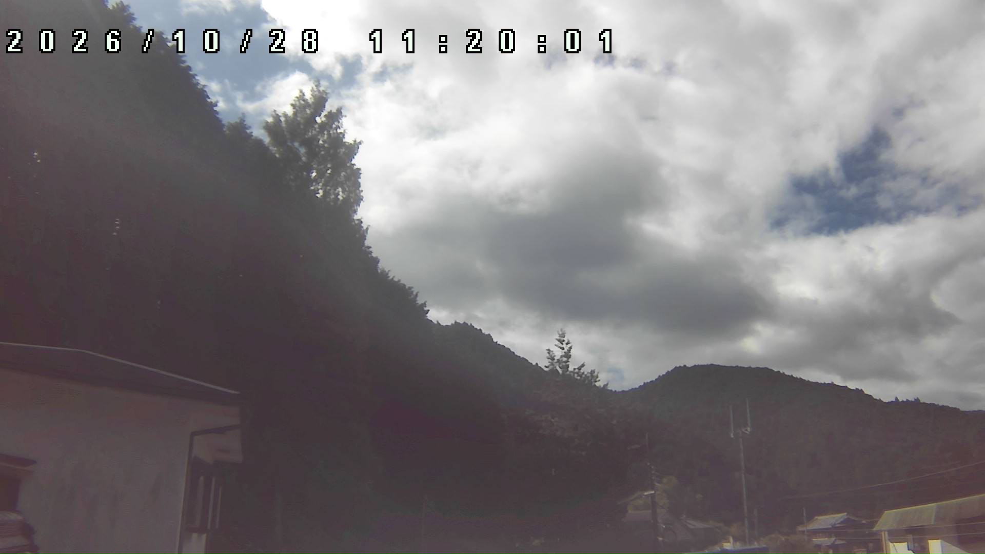 2026年10月28日 11:20ごろの金剛山登山口周辺の空
