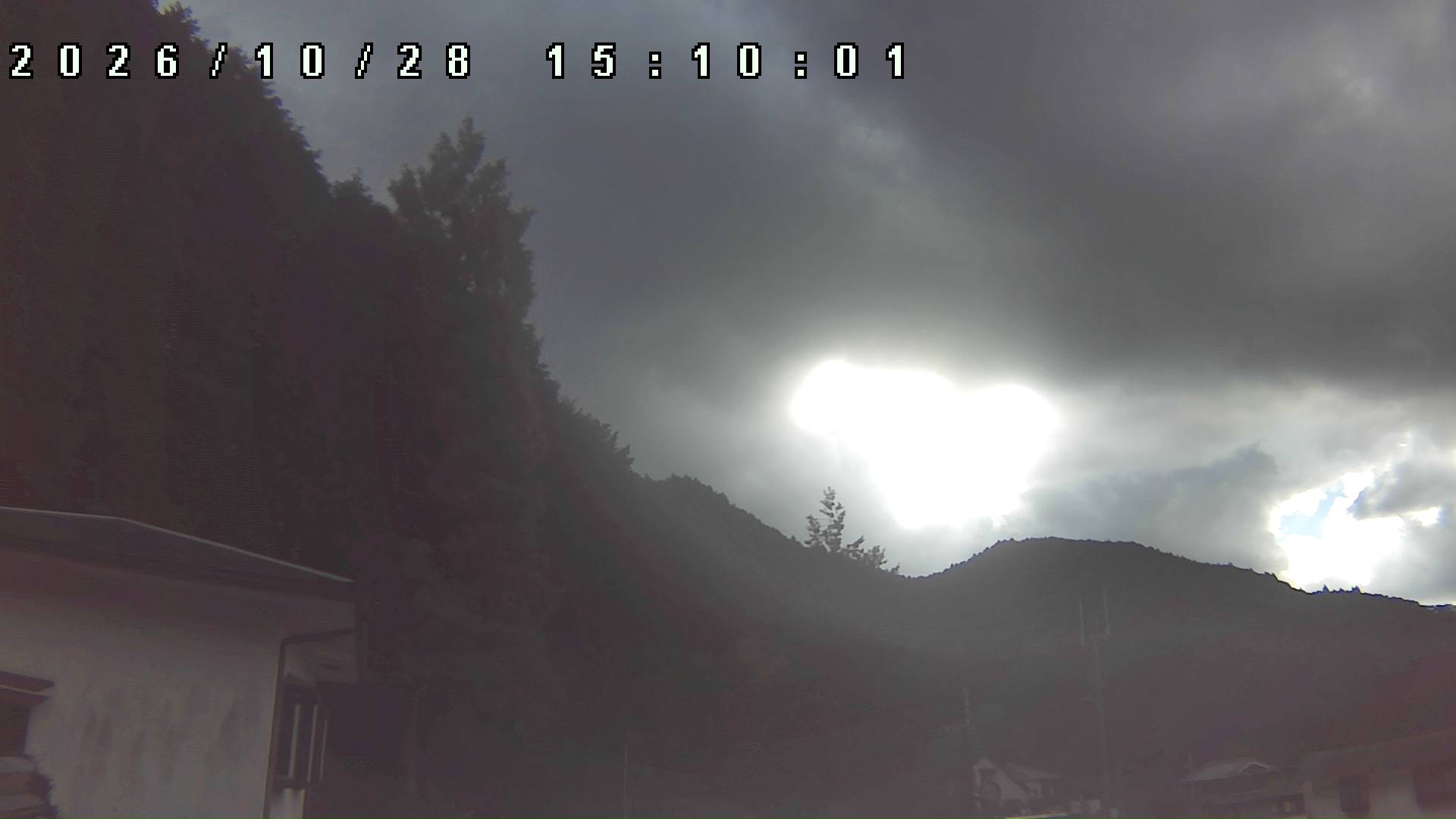 2026年10月28日 15:10ごろの金剛山登山口周辺の空