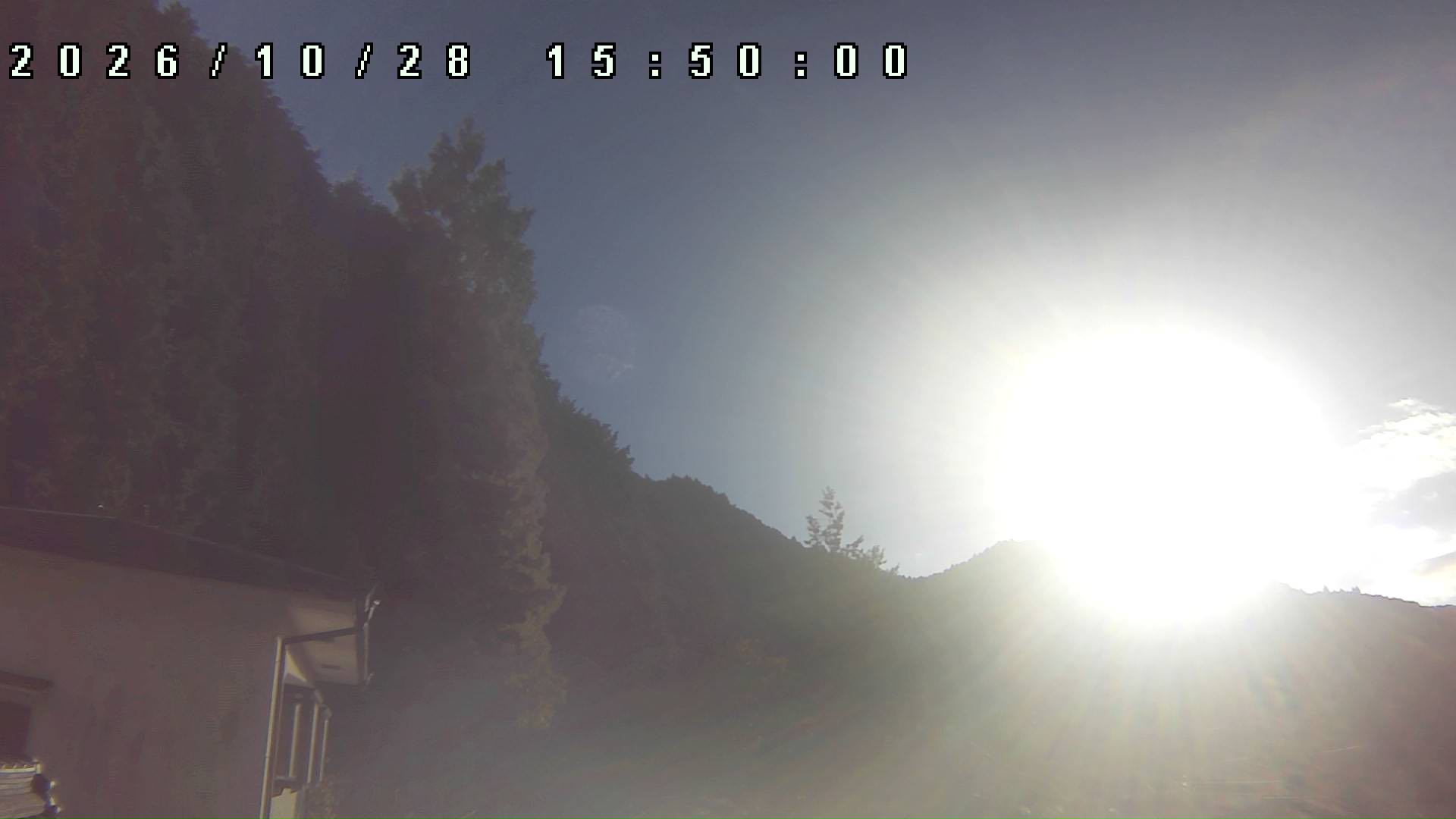 2026年10月28日 15:50ごろの金剛山登山口周辺の空