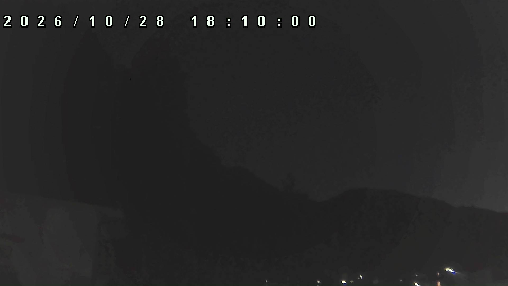 2026年10月28日 18:10ごろの金剛山登山口周辺の空
