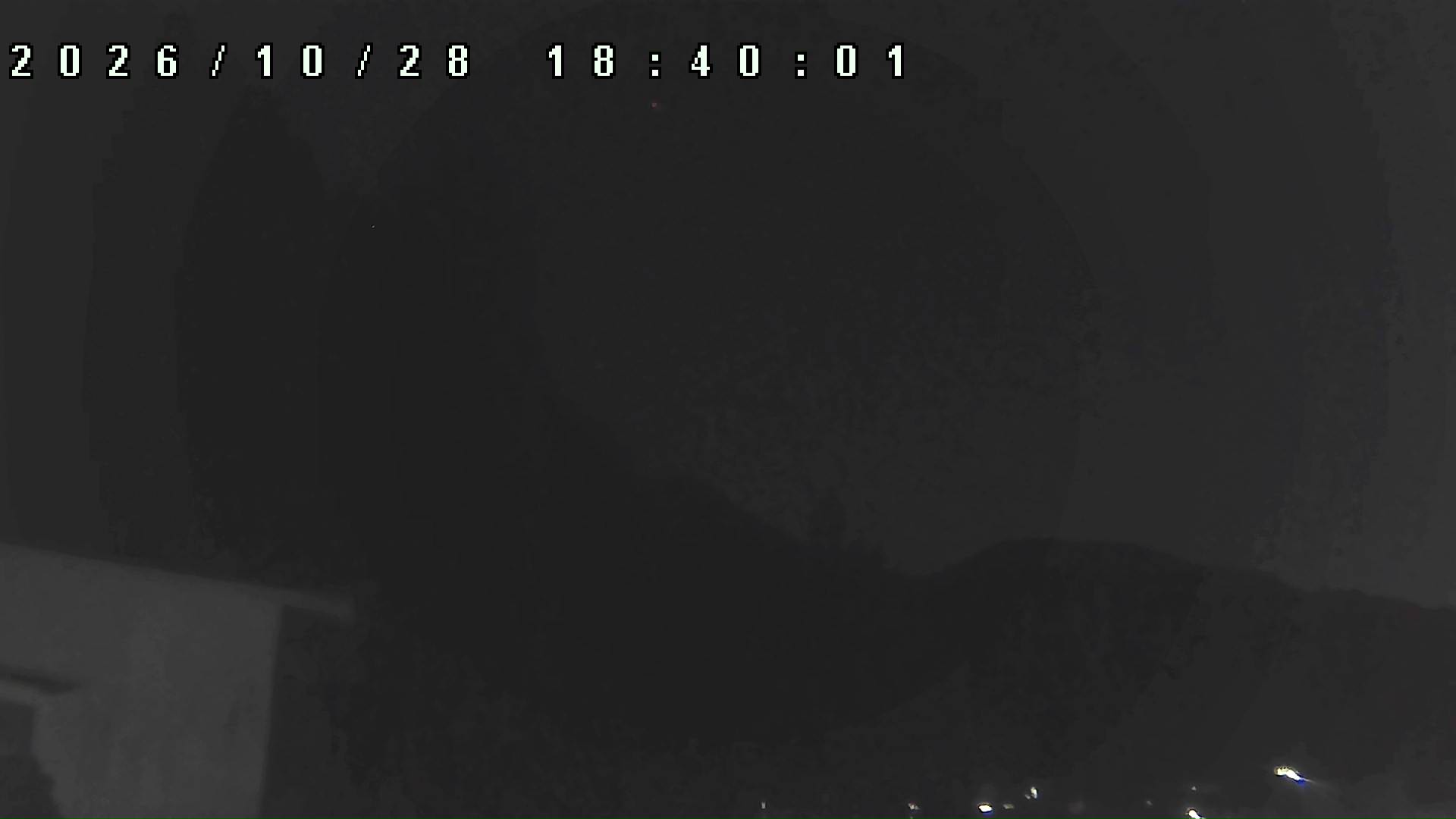 2026年10月28日 18:40ごろの金剛山登山口周辺の空
