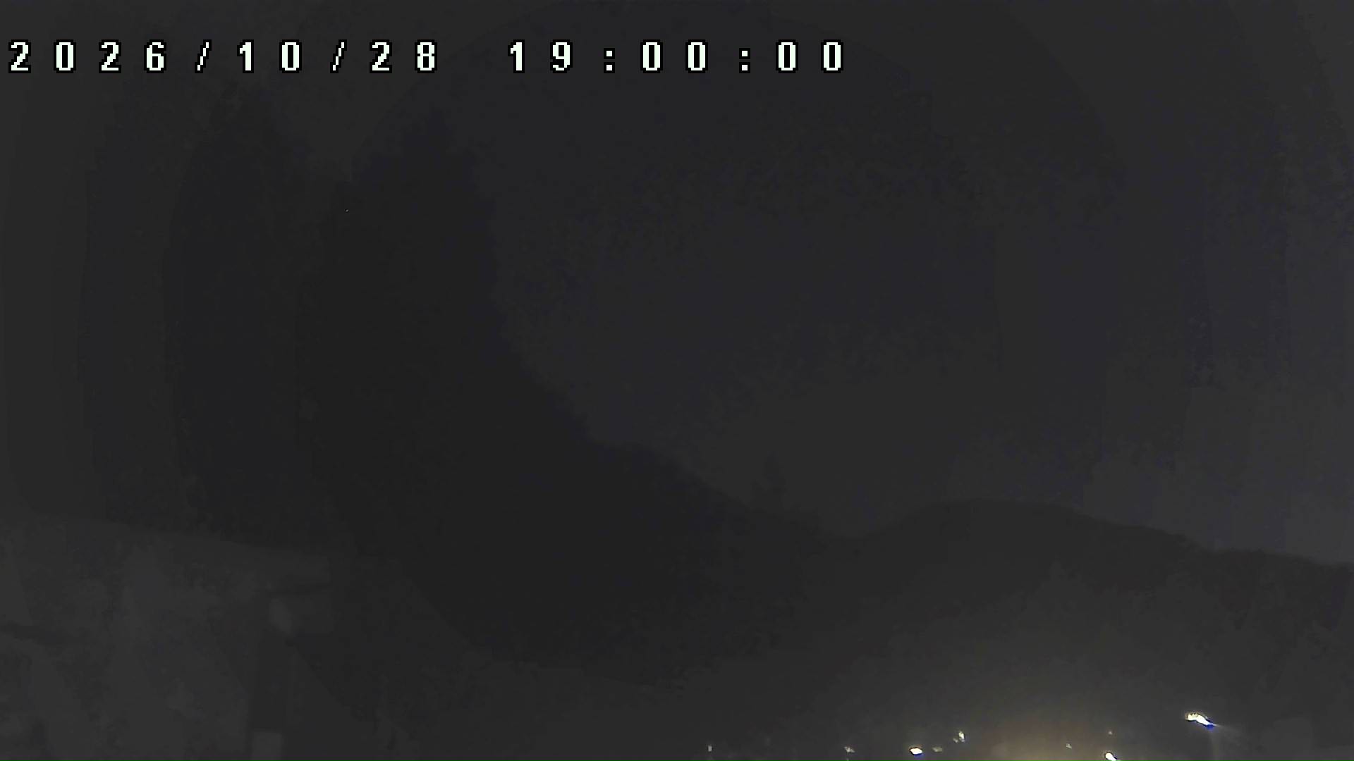 2026年10月28日 19:00ごろの金剛山登山口周辺の空