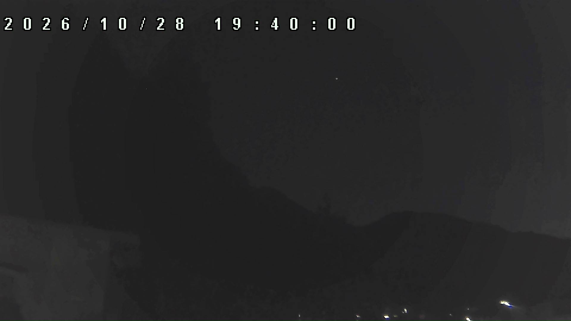 2026年10月28日 19:40ごろの金剛山登山口周辺の空