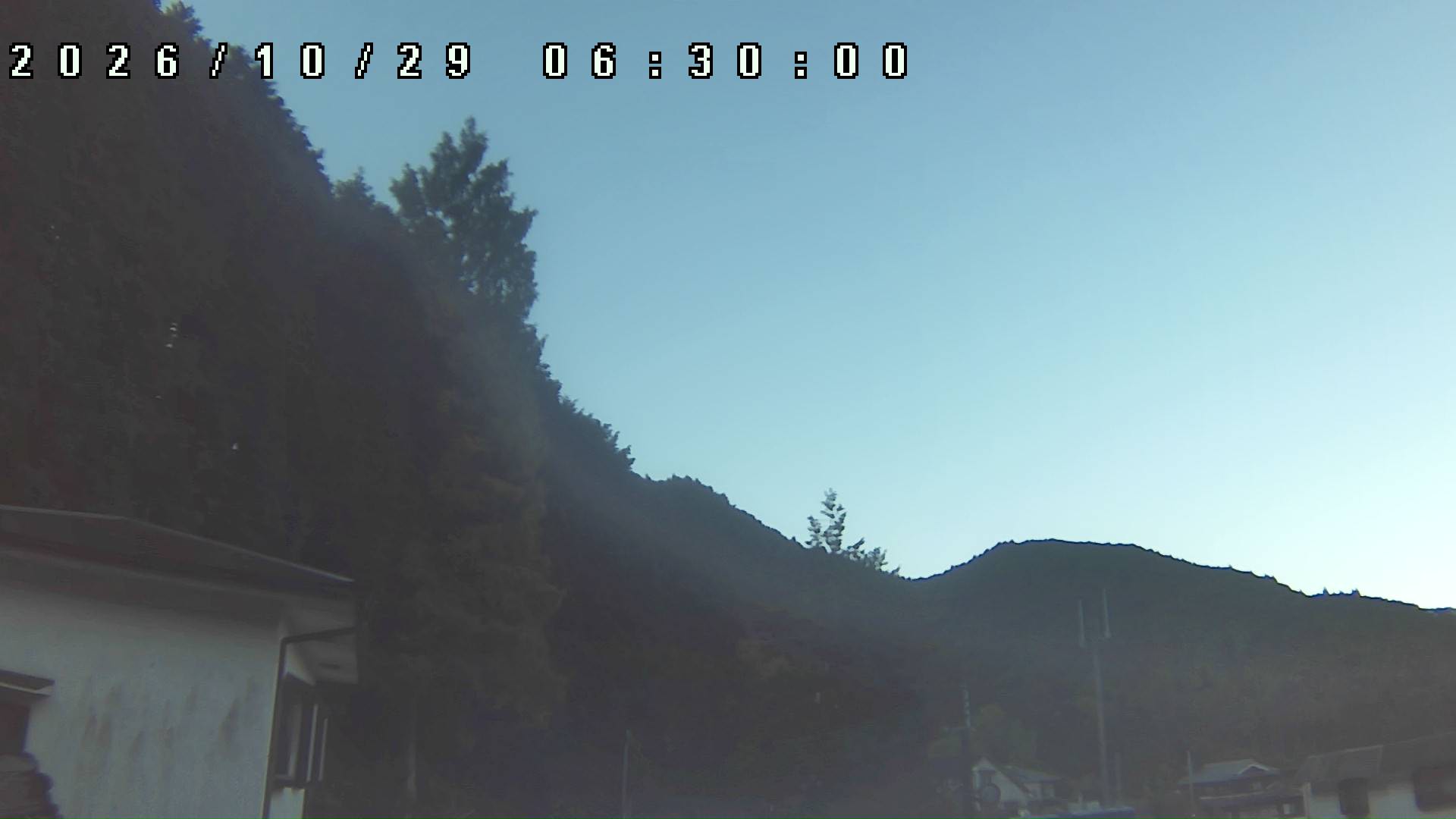 2026年10月29日 06:30ごろの金剛山登山口周辺の空