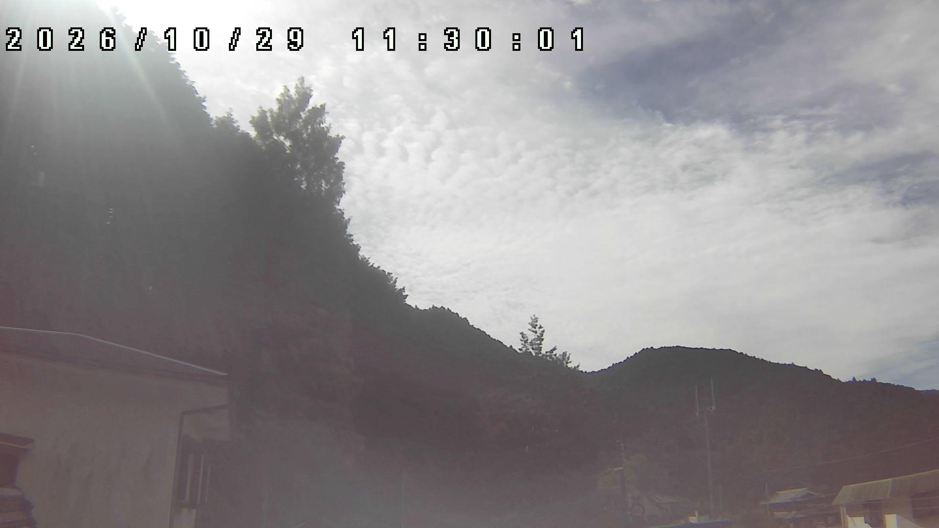 2026年10月29日 11:30ごろの金剛山登山口周辺の空