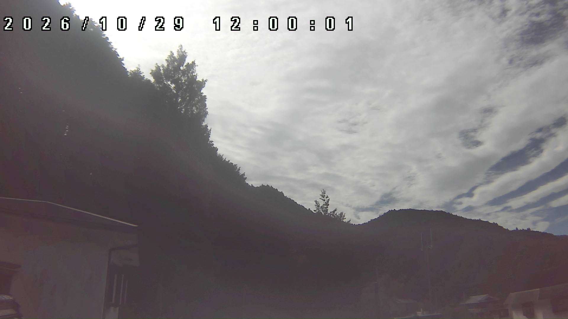 2026年10月29日 12:00ごろの金剛山登山口周辺の空