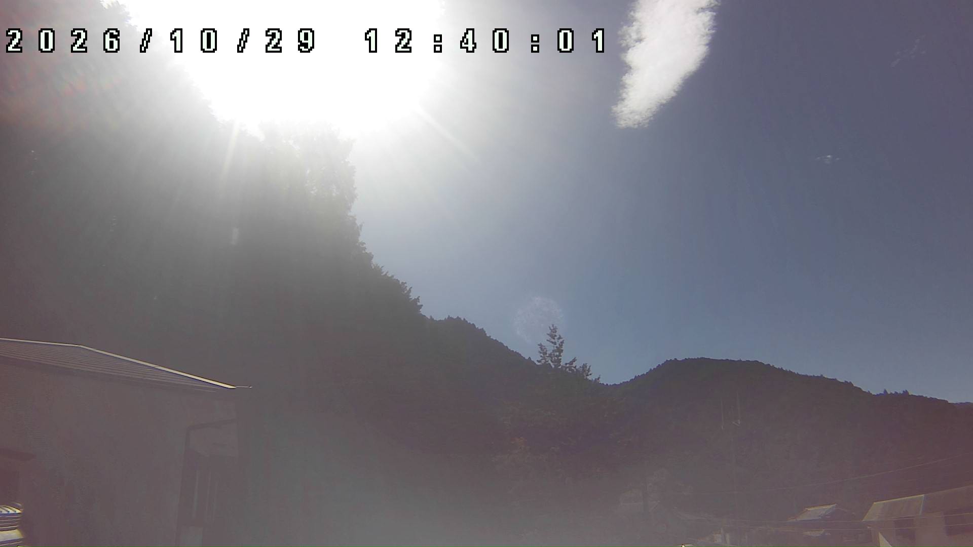 2026年10月29日 12:40ごろの金剛山登山口周辺の空
