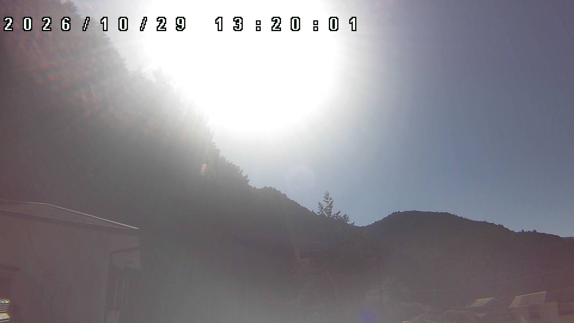 2026年10月29日 13:20ごろの金剛山登山口周辺の空