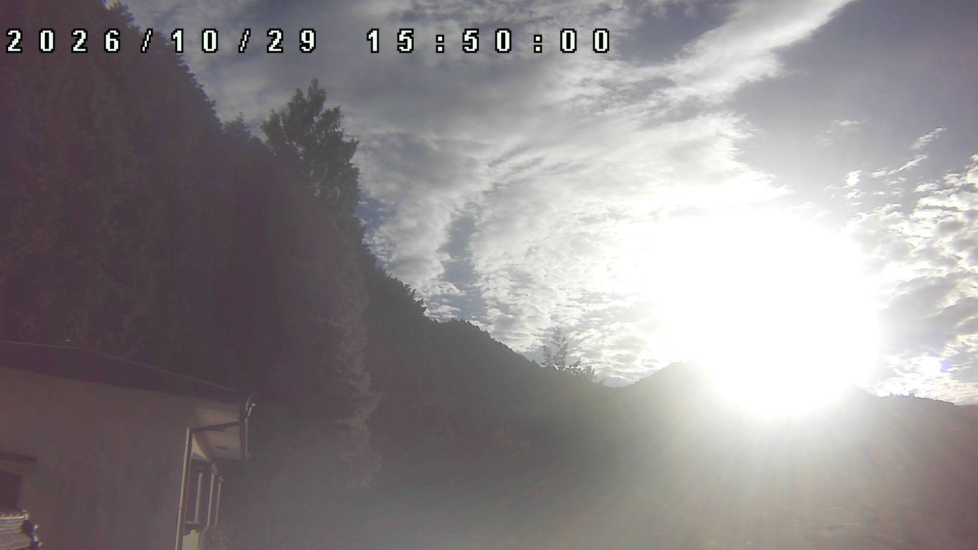 2026年10月29日 15:50ごろの金剛山登山口周辺の空