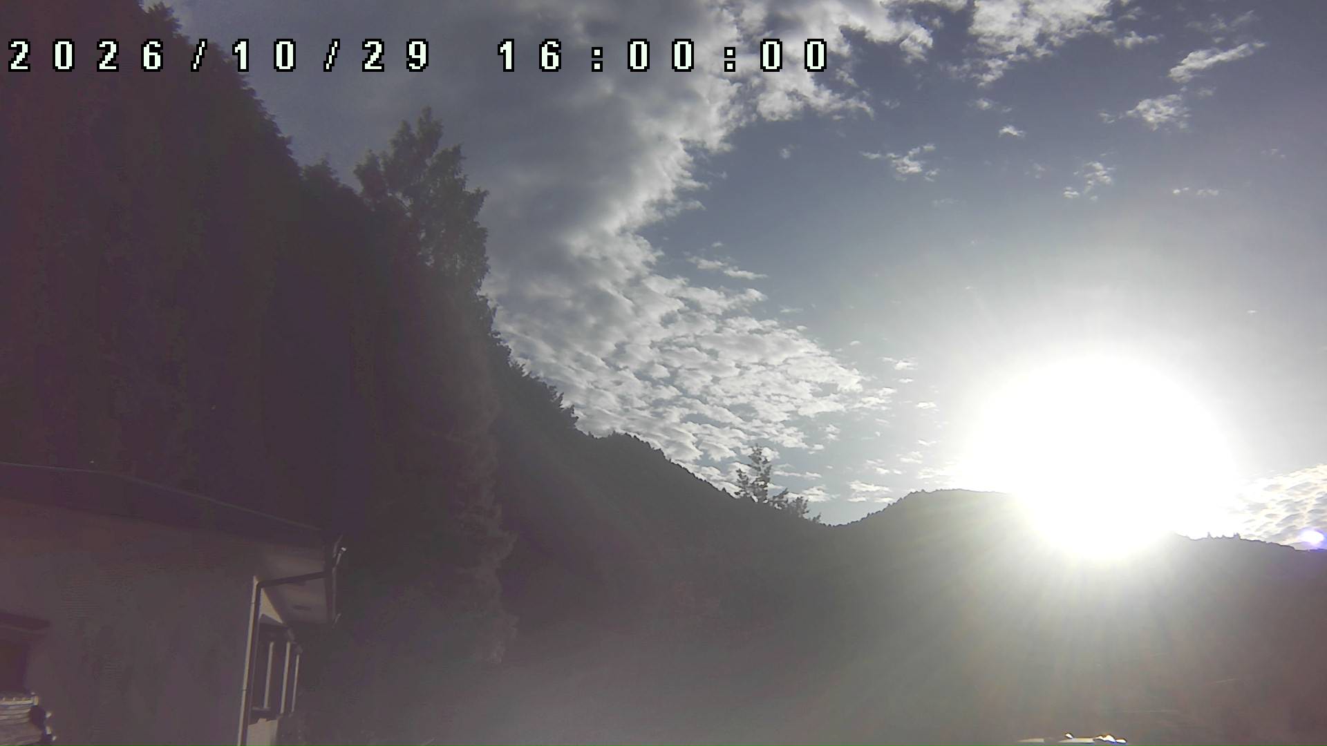 2026年10月29日 16:00ごろの金剛山登山口周辺の空
