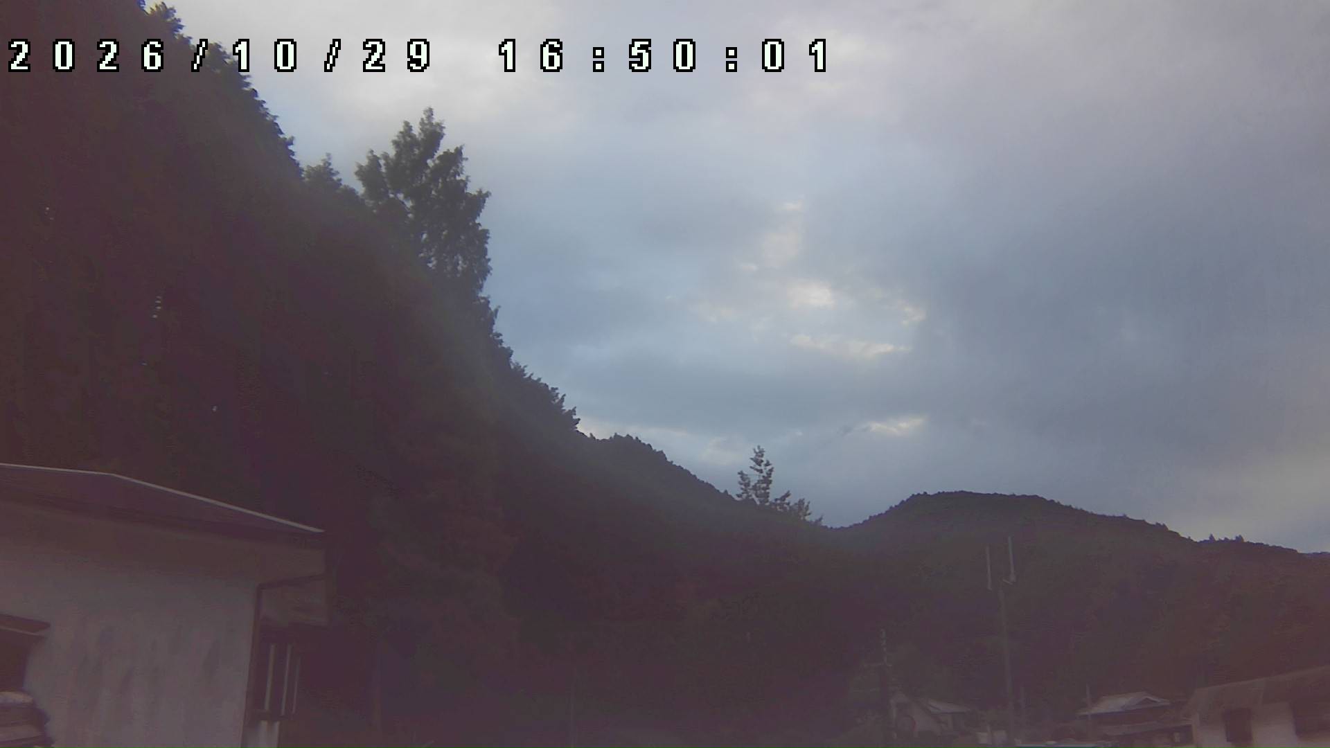 2026年10月29日 16:50ごろの金剛山登山口周辺の空