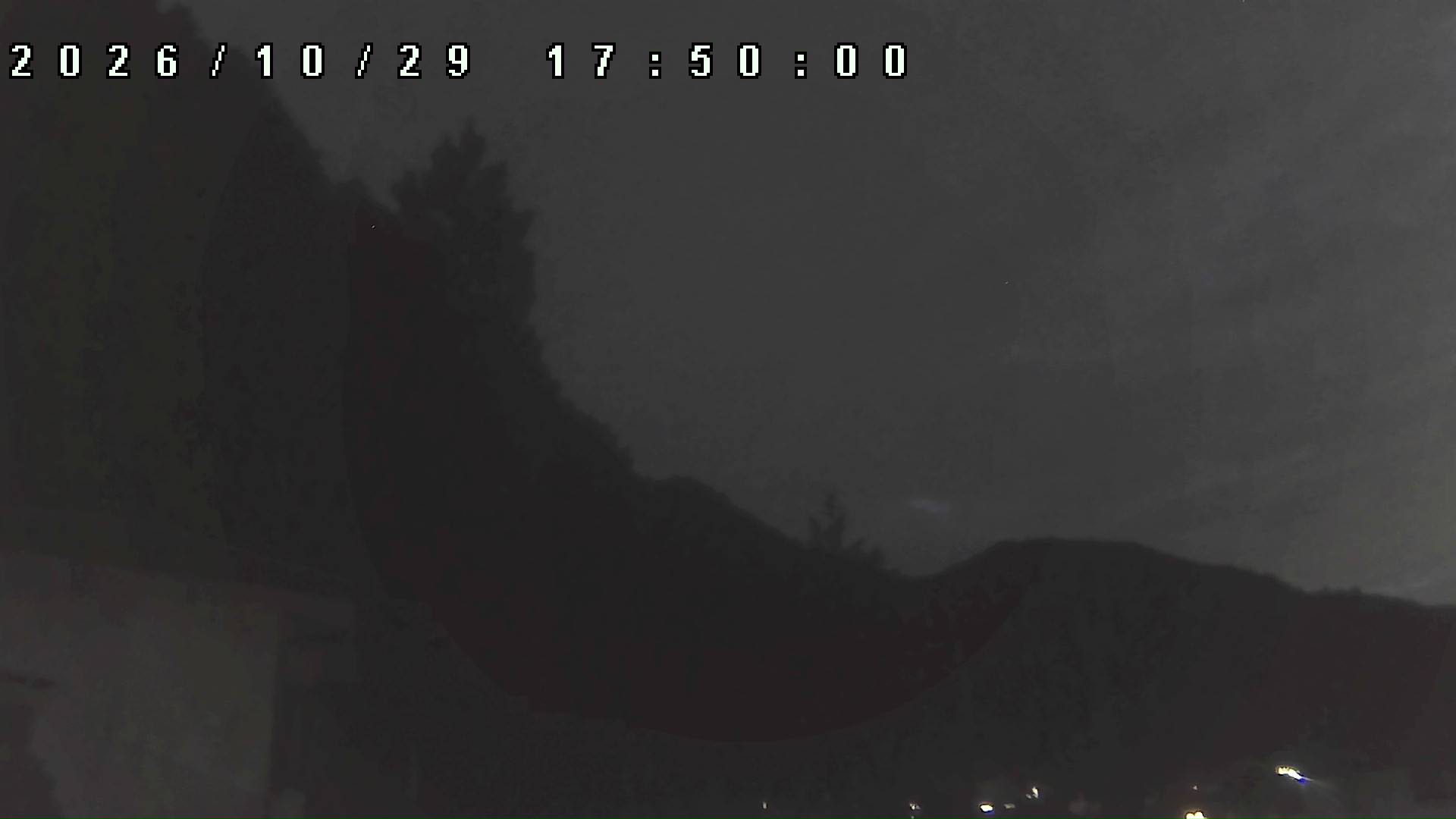 2026年10月29日 17:50ごろの金剛山登山口周辺の空