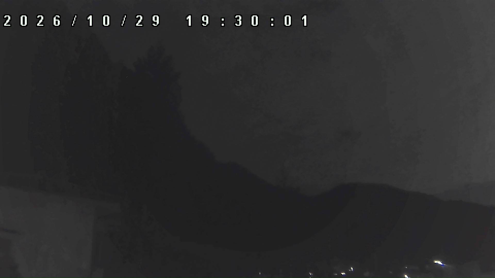 2026年10月29日 19:30ごろの金剛山登山口周辺の空
