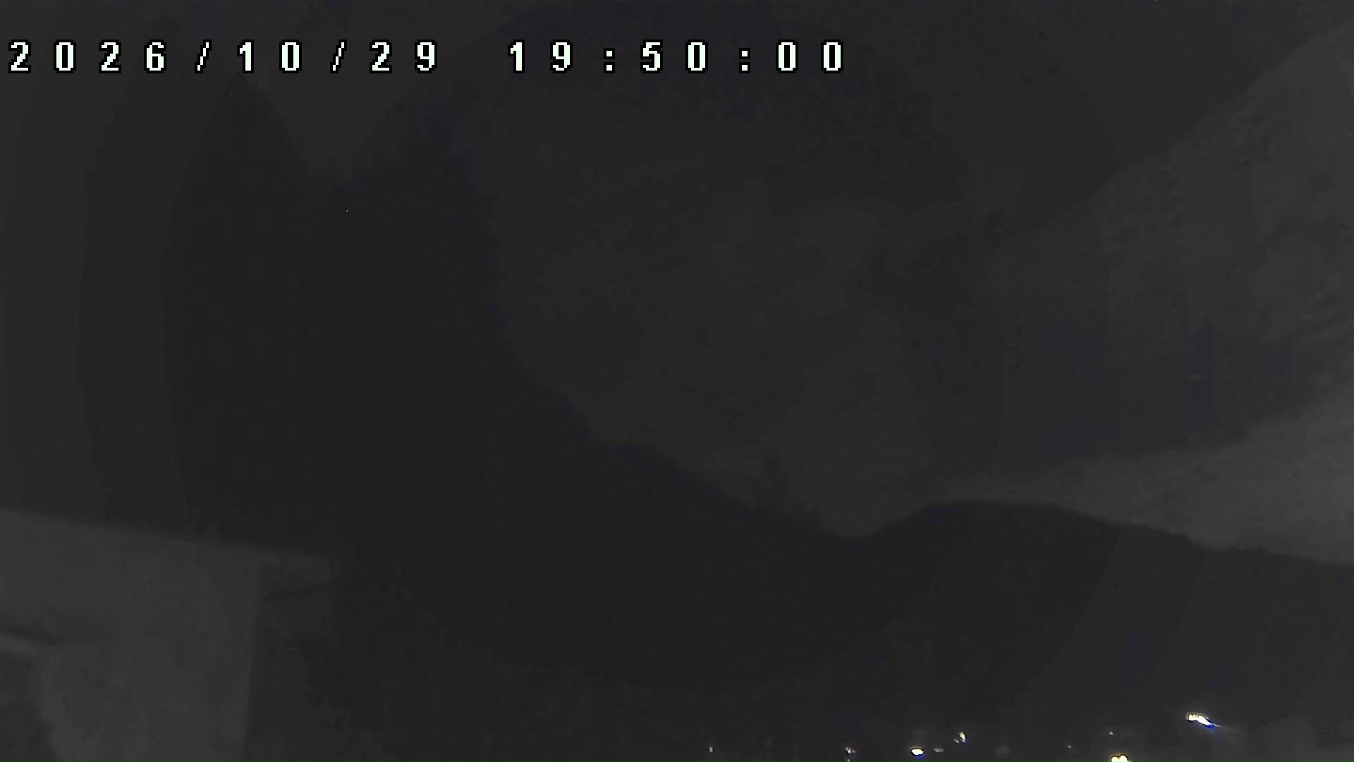 2026年10月29日 19:50ごろの金剛山登山口周辺の空