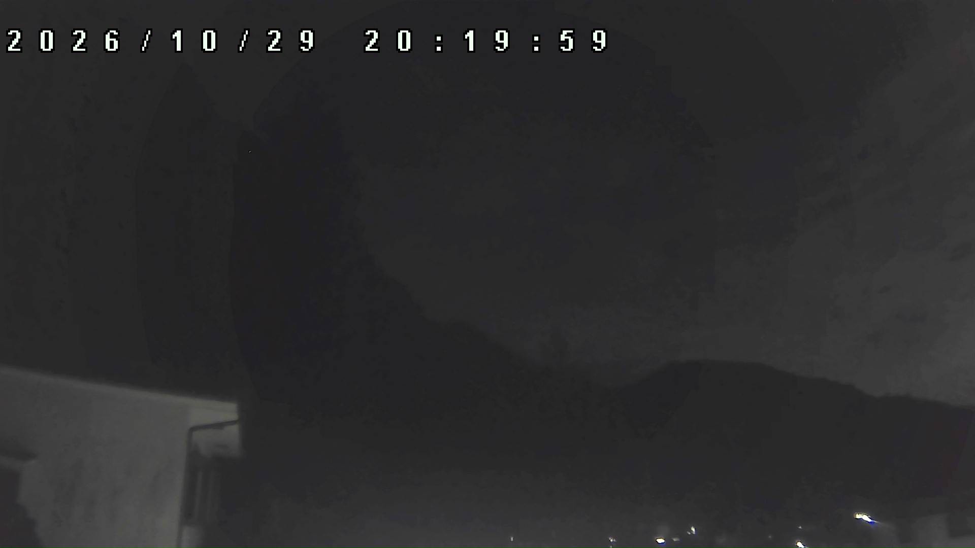 2026年10月29日 20:20ごろの金剛山登山口周辺の空