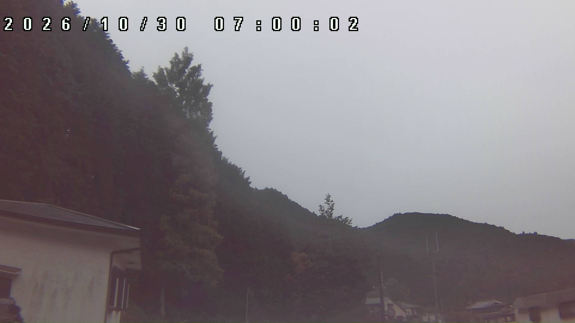 2026年10月30日 07:00ごろの金剛山登山口周辺の空