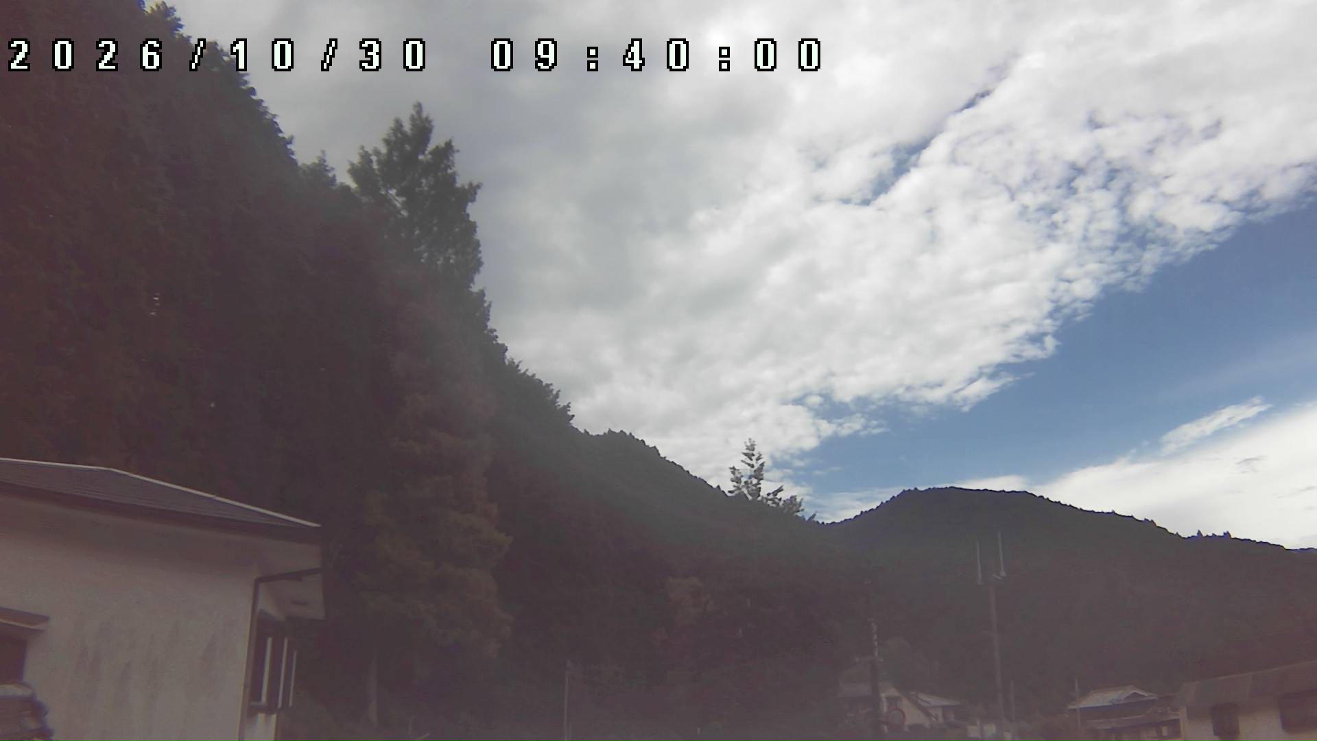 2026年10月30日 09:40ごろの金剛山登山口周辺の空